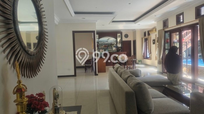 Jual Rumah Mewah Megah Dengan View Cantik di Balikpapan Baru, Balikpapan Jual Rumah Mewah Megah Dengan View Cantik di Balikpapan Baru, Balikpapan