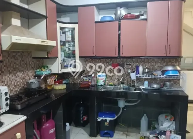 Jual Rumah Favorit Siap Huni LB 200m2 di Bojongloa Kaler, Bandung Jual Rumah Favorit Siap Huni LB 200m2 di Bojongloa Kaler, Bandung