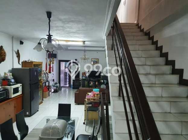 Area Ramai! Ruko Dijual di Kemayoran untuk Bisnis Luas Bangunan 306m2 Area Ramai! Ruko Dijual di Kemayoran untuk Bisnis Luas Bangunan 306m2