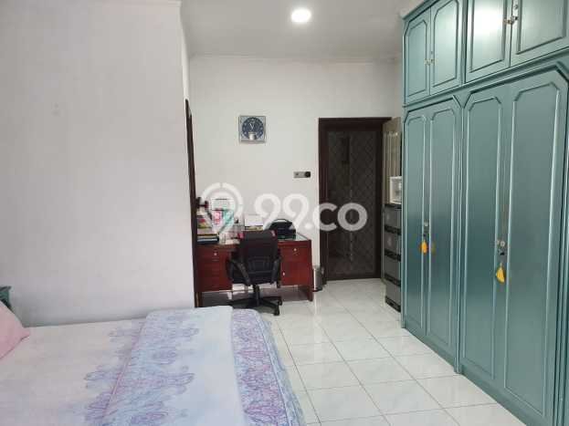 Area Ramai! Ruko Dijual di Kemayoran untuk Bisnis Luas Bangunan 306m2 Area Ramai! Ruko Dijual di Kemayoran untuk Bisnis Luas Bangunan 306m2