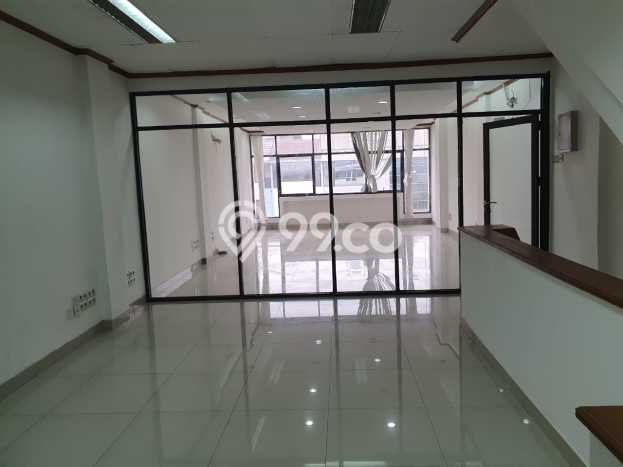 FOR RENT! Ruko di Cideng Cocok untuk Bisnis 300m2 FOR RENT! Ruko di Cideng Cocok untuk Bisnis 300m2