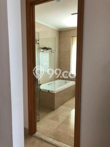 Dijual Cepat Apartemen Luxury 3 Kamar di Kebayoran Lama, Jakarta Selatan Dijual Cepat Apartemen Luxury 3 Kamar di Kebayoran Lama, Jakarta Selatan