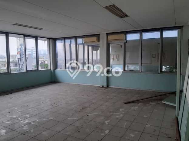 Kantor Komersial Dijual di Jatinegara Jakarta Timur LT 630m2 & LB 978m2 Kantor Komersial Dijual di Jatinegara Jakarta Timur LT 630m2 & LB 978m2