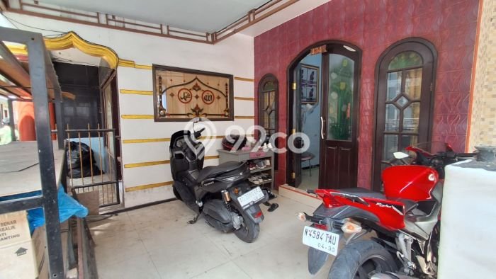 Kost Dijual Lokasi Strategis Karang Besuki Malang 4 Kamar Tidur Kost Dijual Lokasi Strategis Karang Besuki Malang 4 Kamar Tidur
