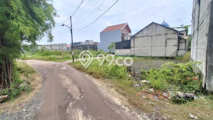 Tanah Strategis Dijual di Manyar Gresik 148m2 Tanah Strategis Dijual di Manyar Gresik 148m2