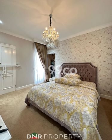 Rumah Mewah LB 500m2 Siap Pakai Desain Elegan di Cipete, Jakarta Selatan Rumah Mewah LB 500m2 Siap Pakai Desain Elegan di Cipete, Jakarta Selatan