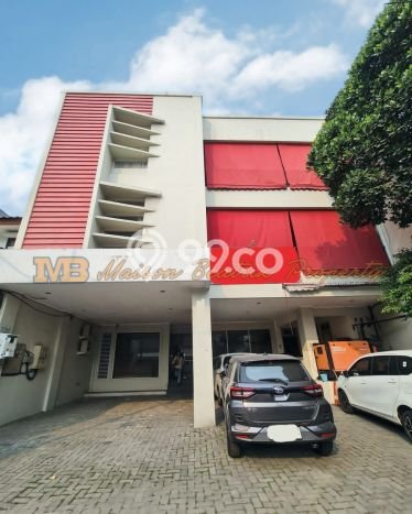 Dijual Rumah Luas Megah Dengan View Eksklusif di Bendungan Hilir, Jakarta Pusat Dijual Rumah Luas Megah Dengan View Eksklusif di Bendungan Hilir, Jakarta Pusat