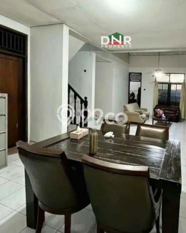 Rumah Mewah LB 220m2 Siap Huni Desain Elegan di Cipete, Jakarta Selatan Rumah Mewah LB 220m2 Siap Huni Desain Elegan di Cipete, Jakarta Selatan