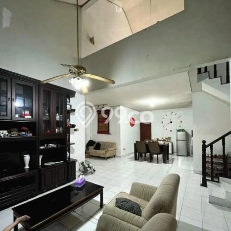 Rumah Mewah LB 220m2 Siap Huni Desain Elegan di Cipete, Jakarta Selatan Rumah Mewah LB 220m2 Siap Huni Desain Elegan di Cipete, Jakarta Selatan