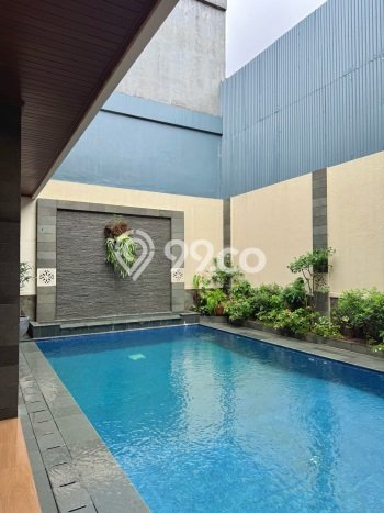 Rumah Elit Modern Siap Huni di Lebak Bulus Jakarta Selatan Rumah Elit Modern Siap Huni di Lebak Bulus Jakarta Selatan