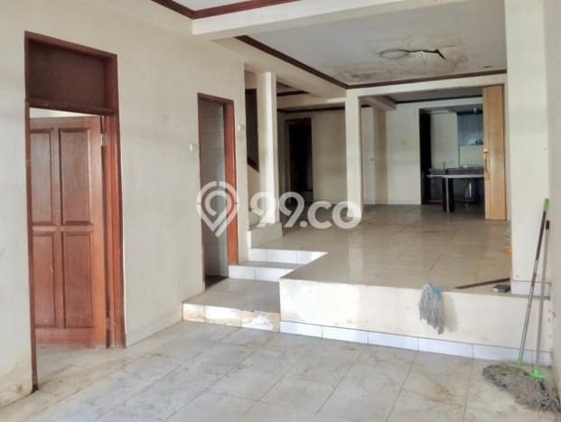 Rumah Mewah LB 250m2 Siap Huni Desain Elegan di Pondok Indah, Jakarta Selatan Rumah Mewah LB 250m2 Siap Huni Desain Elegan di Pondok Indah, Jakarta Selatan