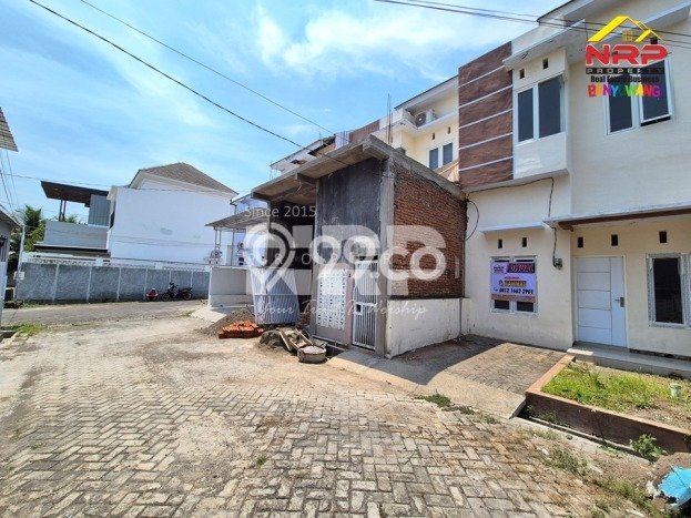 Rumah Strategis Modern Lb 70m2 di Banyuwangi, Banyuwangi Rumah Strategis Modern Lb 70m2 di Banyuwangi, Banyuwangi
