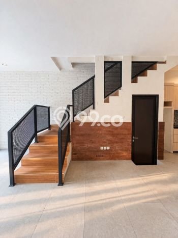 Dijual Rumah Minimalis Bagus Punya 3 KT di BSD Tangerang Selatan SHM Dijual Rumah Minimalis Bagus Punya 3 KT di BSD Tangerang Selatan SHM