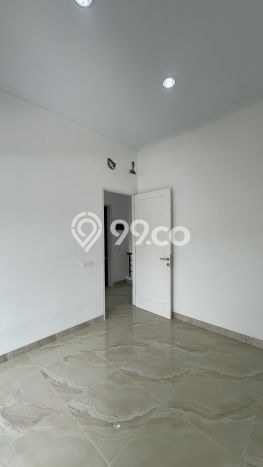 Dijual Hunian Rumah Terawat 3 KT di Gading Serpong, Tangerang Dijual Hunian Rumah Terawat 3 KT di Gading Serpong, Tangerang
