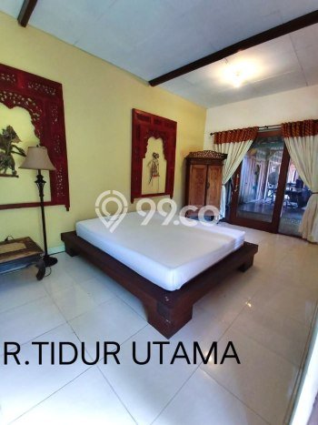 Dijual Cepat Rumah Bagus Siap Huni LB 350m2 di Gentan, Solo Dijual Cepat Rumah Bagus Siap Huni LB 350m2 di Gentan, Solo
