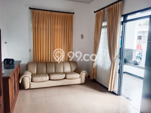 Rumah Strategis Minimalis Lb 134m2 di Manahan, Solo Rumah Strategis Minimalis Lb 134m2 di Manahan, Solo