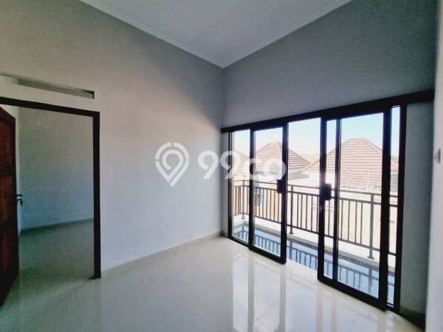 For Sale Rumah 5 Kamar Lokasi Strategis Bagus dan Strategis di Grogol For Sale Rumah 5 Kamar Lokasi Strategis Bagus dan Strategis di Grogol