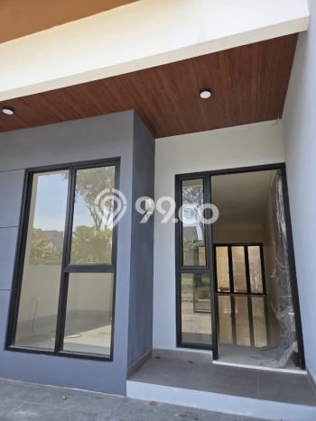 Ready to Use! Luxury House LT 100m2 Desain Elegan di Metland Puri Ready to Use! Luxury House LT 100m2 Desain Elegan di Metland Puri