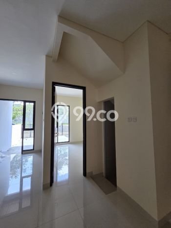Ready to Use! Luxury House LT 100m2 Desain Elegan di Metland Puri Ready to Use! Luxury House LT 100m2 Desain Elegan di Metland Puri