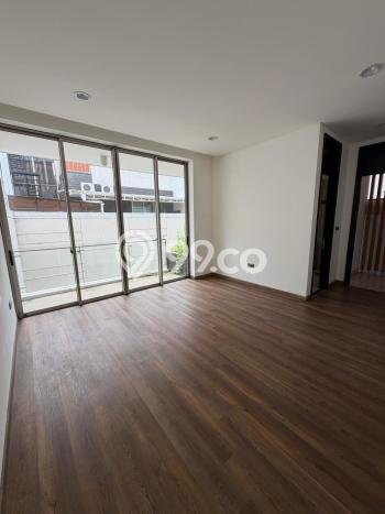 Rumah Luxury Modern Tanpa Renovasi di Golf Island Jakarta Utara Rumah Luxury Modern Tanpa Renovasi di Golf Island Jakarta Utara