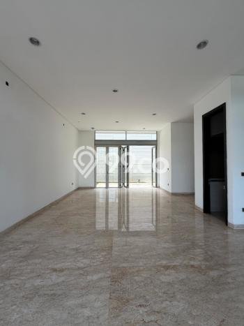 Rumah Luxury Modern Tanpa Renovasi di Golf Island Jakarta Utara Rumah Luxury Modern Tanpa Renovasi di Golf Island Jakarta Utara