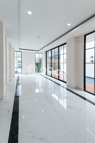 Hunian Eksklusif Siap Huni LT 148m2 di Jagakarsa, Jakarta Selatan Hunian Eksklusif Siap Huni LT 148m2 di Jagakarsa, Jakarta Selatan