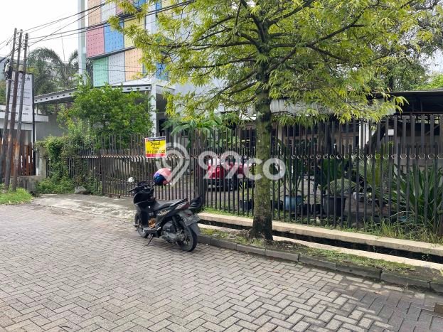 Dijual Rumah Premium dengan Fasilitas Sekitar Komplit di Semarang Tengah, Semarang Dijual Rumah Premium dengan Fasilitas Sekitar Komplit di Semarang Tengah, Semarang