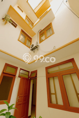 Lokasi Strategis! Dijual Ruko Bisnis di Semarang Tengah, Semarang Kondisi Bagus Lokasi Strategis! Dijual Ruko Bisnis di Semarang Tengah, Semarang Kondisi Bagus