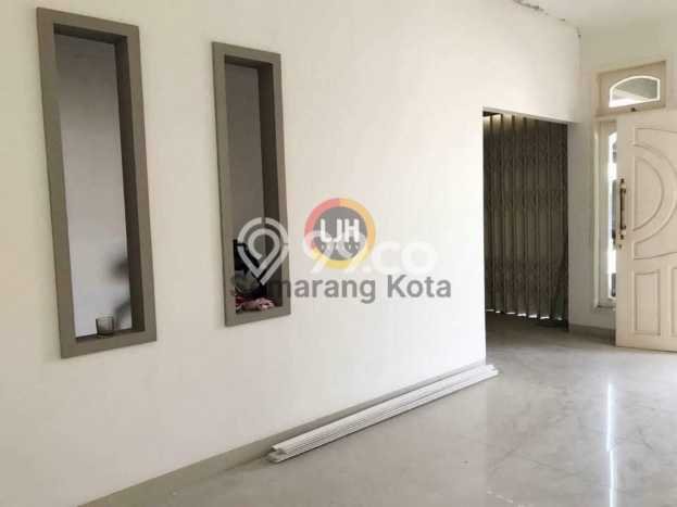 Dijual Rumah Premium dengan Fasilitas Sekitar Komplit di Semarang Barat, Semarang Dijual Rumah Premium dengan Fasilitas Sekitar Komplit di Semarang Barat, Semarang