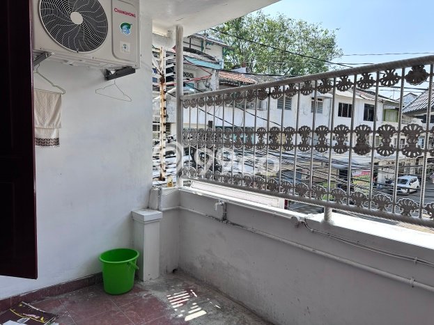 Ruko Bagus LT 110m2 LB 200m2 Dijual di Semarang Tengah Semarang Ruko Bagus LT 110m2 LB 200m2 Dijual di Semarang Tengah Semarang