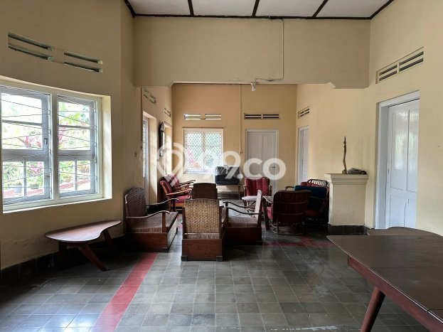 For Sale! Luxury House LT 1841m2 Desain Modern di Salatiga For Sale! Luxury House LT 1841m2 Desain Modern di Salatiga