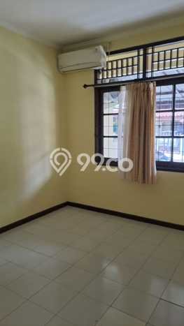 Rumah sewa siap huni 2 KT di Bintaro, Tangerang Selatan Rumah sewa siap huni 2 KT di Bintaro, Tangerang Selatan
