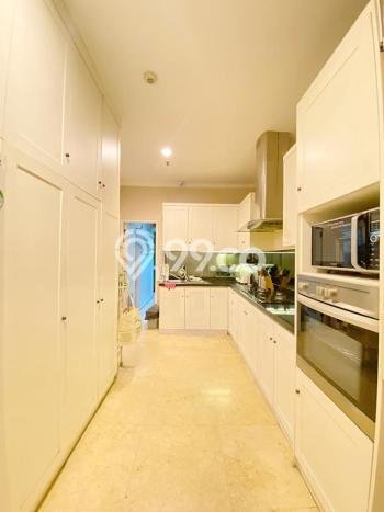 Apartemen di Kuningan, 3 KT, Luas 258m², Area Elite Apartemen di Kuningan, 3 KT, Luas 258m², Area Elite