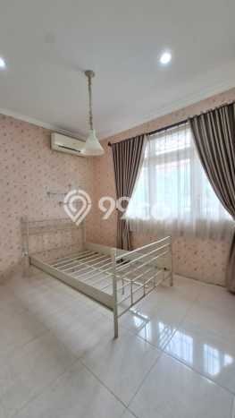 Disewakan! Rumah 4 Kamar Tidur &
3 Kamar Mandi di Bintaro, Tangerang Selatan Disewakan! Rumah 4 Kamar Tidur &
3 Kamar Mandi di Bintaro, Tangerang Selatan