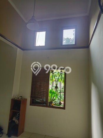 UNIT LANGKA! Rumah di Bintaro, 3 KT, View Indah, Luas 141m² Bangunan 110m² UNIT LANGKA! Rumah di Bintaro, 3 KT, View Indah, Luas 141m² Bangunan 110m²
