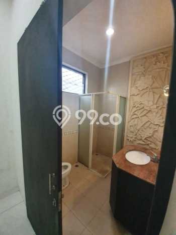 Rumah kawasan Bintaro, 4 KT, Lingkungan Elite, LT 250m² Bangunan 252m² Rumah kawasan Bintaro, 4 KT, Lingkungan Elite, LT 250m² Bangunan 252m²