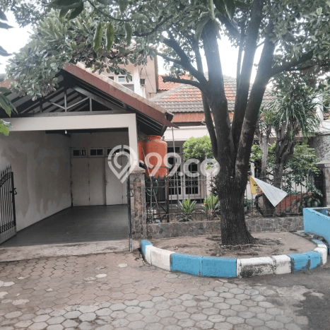 Jual Rumah Bagus Siap Huni LB 150m2 di Rungkut, Surabaya Jual Rumah Bagus Siap Huni LB 150m2 di Rungkut, Surabaya