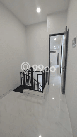 Rumah Modern Cantik 4 KT Siap Huni di Rungkut Rumah Modern Cantik 4 KT Siap Huni di Rungkut