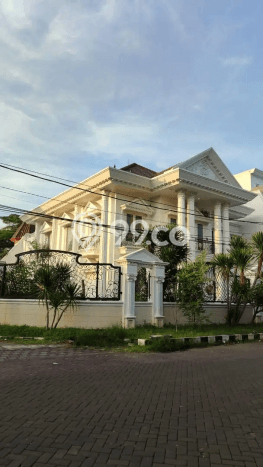 Siap Huni Rumah Mewah 7 Kamar di Gayungan Dekat ke Mana Saja Siap Huni Rumah Mewah 7 Kamar di Gayungan Dekat ke Mana Saja