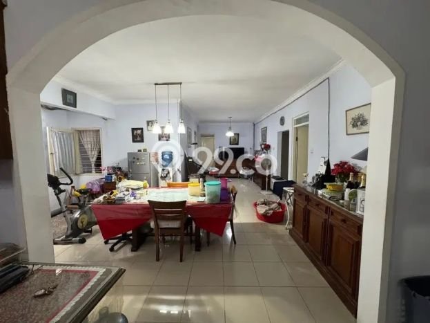 Dijual Rumah Eksklusif 4 KT di Manyar, Surabaya Dijual Rumah Eksklusif 4 KT di Manyar, Surabaya