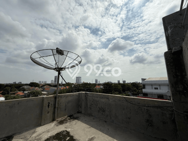 Area Ramai! Gudang Dijual di Sukolilo untuk Bisnis Luas Bangunan 1800m2 Area Ramai! Gudang Dijual di Sukolilo untuk Bisnis Luas Bangunan 1800m2