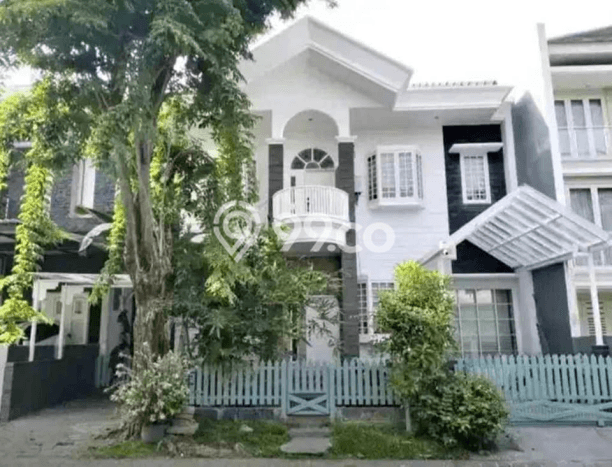 Ready to Use! Premium House LT 216m2 Desain Modern di Pakuwon City Ready to Use! Premium House LT 216m2 Desain Modern di Pakuwon City