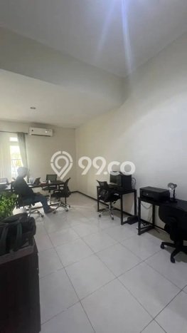 Dijual Rumah 4 Kamar Lokasi Strategis Bagus dan Strategis di Rungkut Dijual Rumah 4 Kamar Lokasi Strategis Bagus dan Strategis di Rungkut