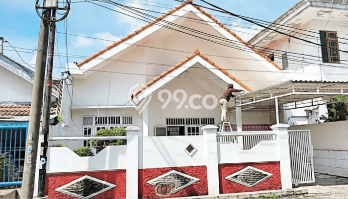 Dijual Cepat Rumah Bagus Siap Huni LB 180m2 di Gubeng, Surabaya Dijual Cepat Rumah Bagus Siap Huni LB 180m2 di Gubeng, Surabaya