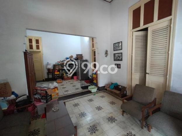 Dijual Hunian Mewah dengan Fasilitas Sekitar Komplit di Wonokromo, Surabaya Dijual Hunian Mewah dengan Fasilitas Sekitar Komplit di Wonokromo, Surabaya