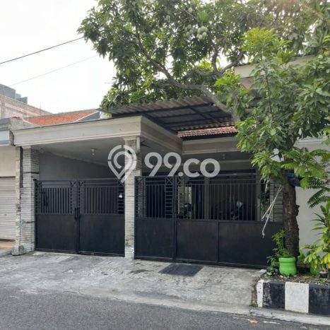 Rumah Eksklusif Dijual LT 200m2 di Rungkut, Surabaya Rumah Eksklusif Dijual LT 200m2 di Rungkut, Surabaya