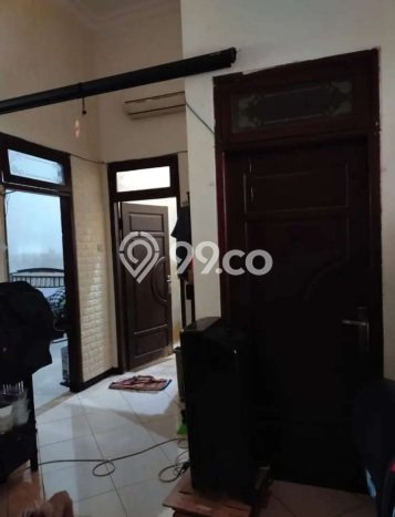 Dijual Cepat Rumah Bagus Siap Huni LB 200m2 di Rungkut, Surabaya Dijual Cepat Rumah Bagus Siap Huni LB 200m2 di Rungkut, Surabaya