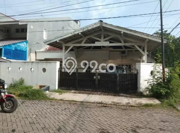 Dijual Rumah 3 Kamar Lokasi Ideal Bagus dan Strategis di Rungkut Dijual Rumah 3 Kamar Lokasi Ideal Bagus dan Strategis di Rungkut