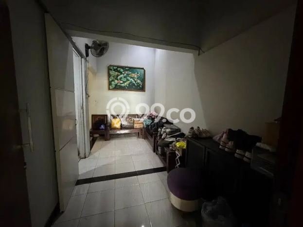 Rumah Luxury Modern Tanpa Renovasi di Manyar Surabaya Rumah Luxury Modern Tanpa Renovasi di Manyar Surabaya
