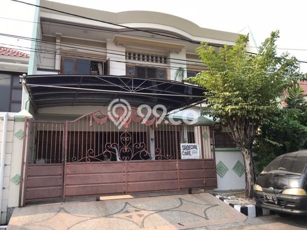 Rumah Elit LB 600m2 Siap Huni Desain Elegan di Manyar, Surabaya Rumah Elit LB 600m2 Siap Huni Desain Elegan di Manyar, Surabaya